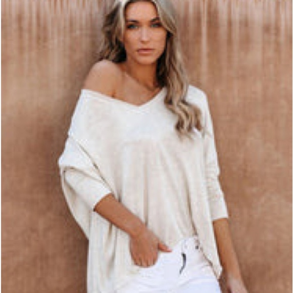 Vici Collection Anwar V Neck Top